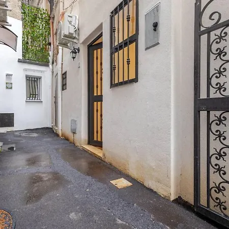 Holiday home Tanqueroom Revolution - Centro Storico - Station